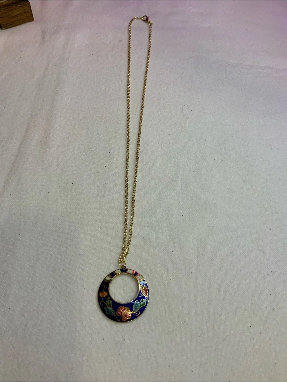 Beautiful Cloisonné Butterfly and Flowers Necklace (Z-19)